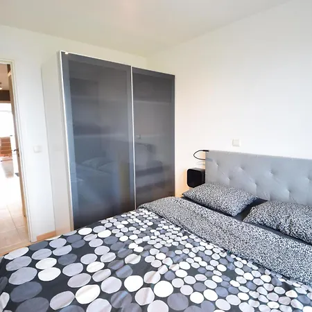 Apartment Coastal In Steps From The Sea