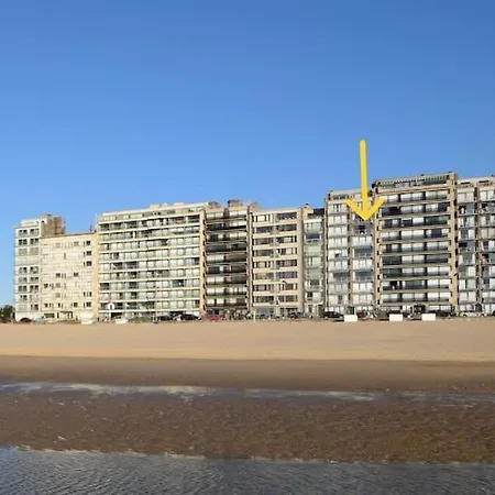 Coastal In Steps From The Sea Apartment